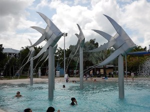 Cairns 02